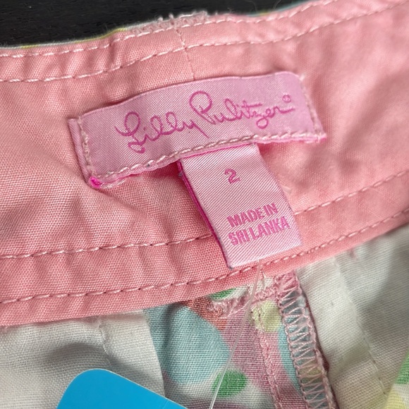 Lilly Pulitzer Floral Short - Picture 2 of 4